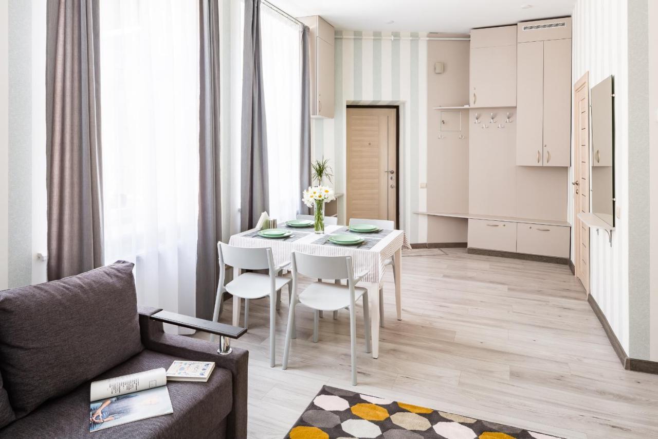 #1 Apartment Лвив Екстериор снимка