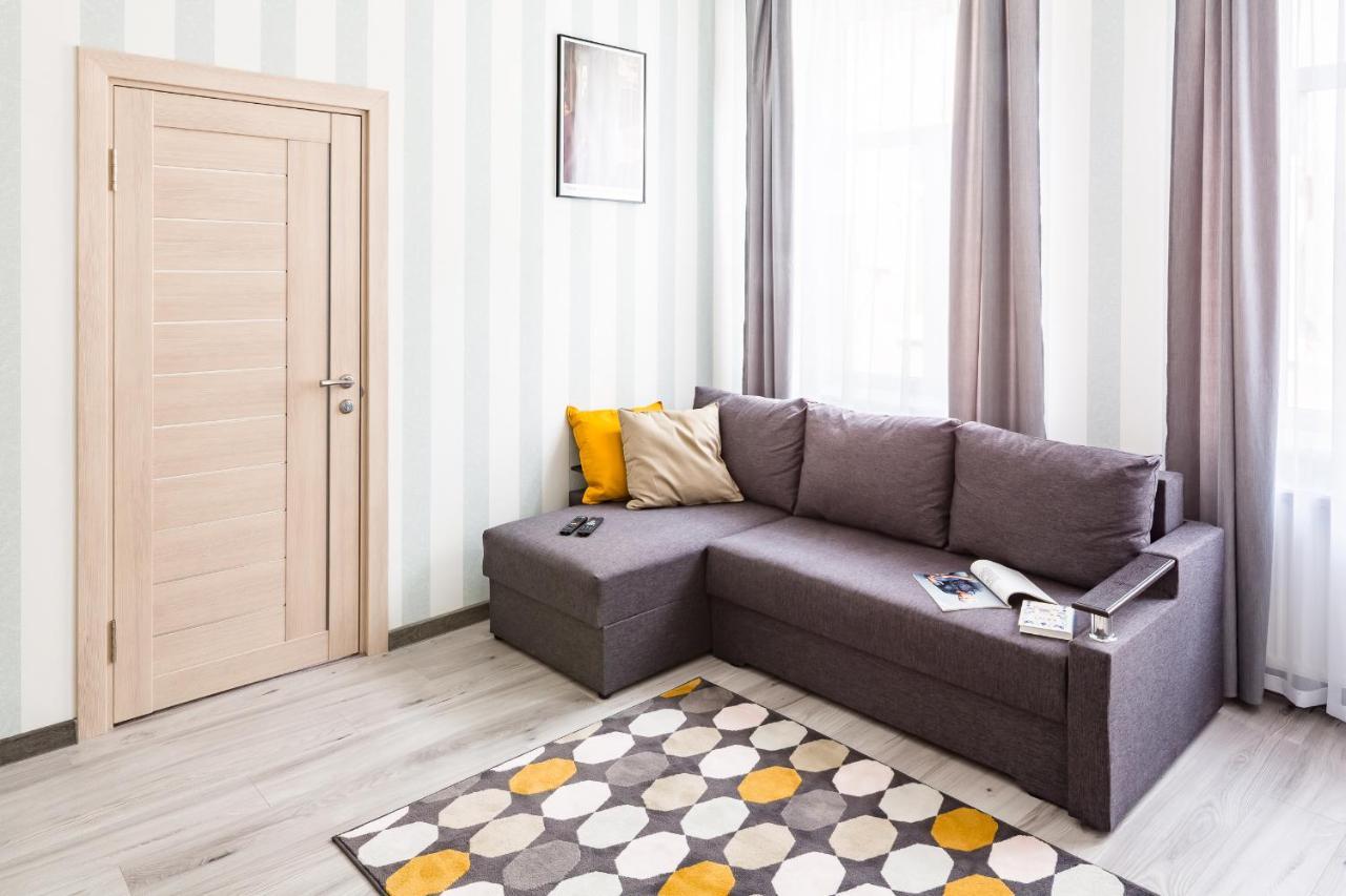 #1 Apartment Лвив Екстериор снимка